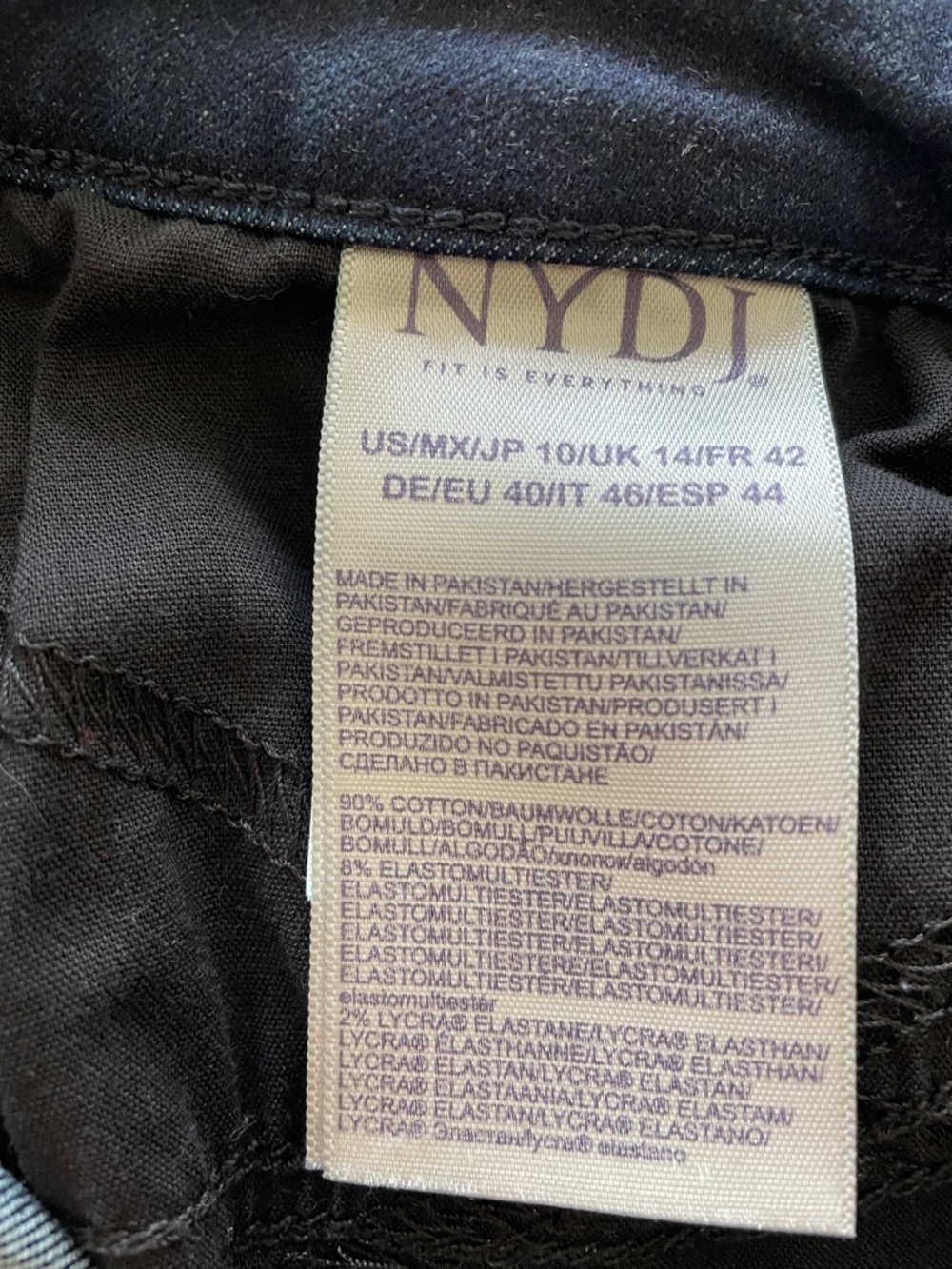 NYDJ MARILYN STRAIGHT LEG JEANS DARK NAVY WASH Size 10 Never Worn Like New - Picture 10 of 14